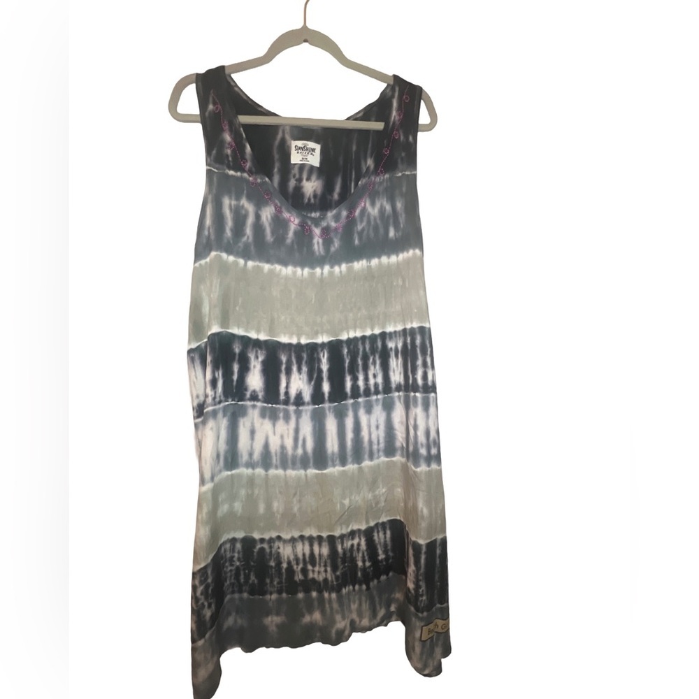 Vibrant Tie-Dye Sleeveless Dress